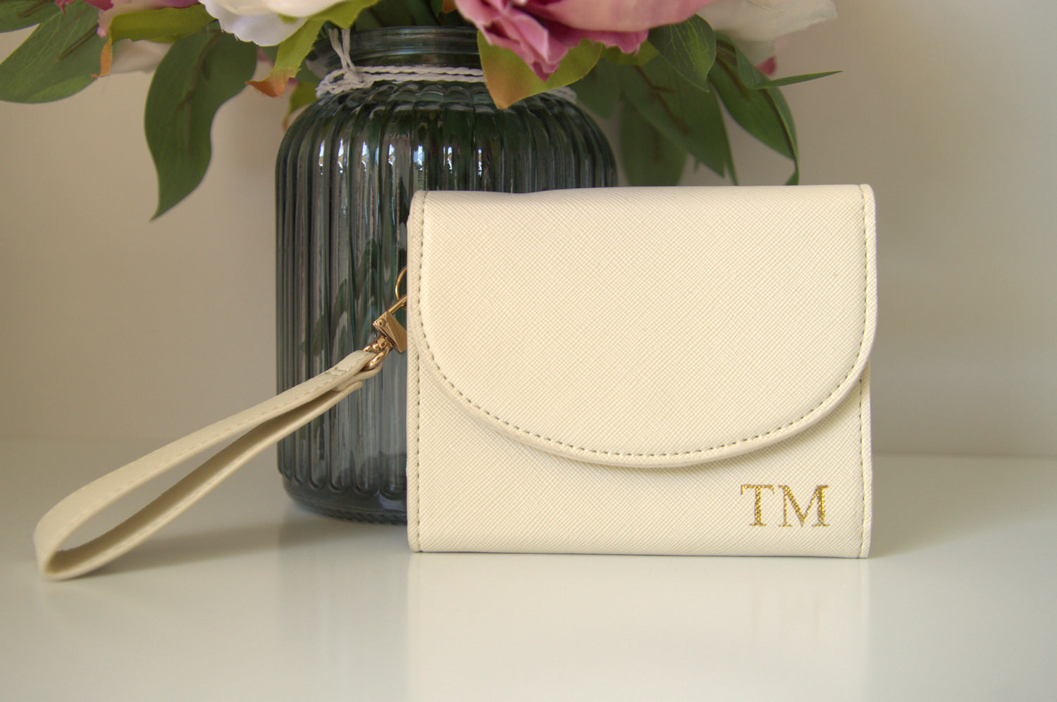 PERSONALISED LEATHER CLUTCHES AND WALLETS