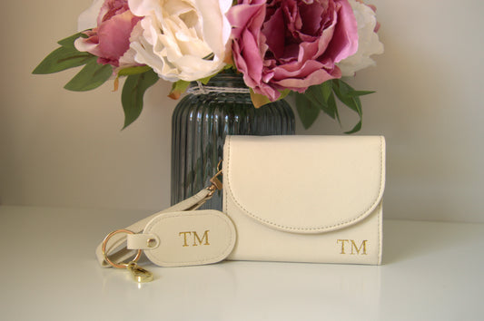 PERSONALISED IVORY LEATHER WALLET AND KEYRING BUNDLE
